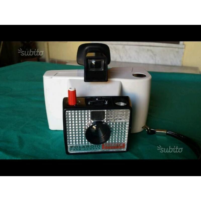 Macchina fotografica polaroid swinger model 20